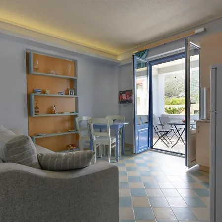Fani'S Komi Apartments Extérieur photo
